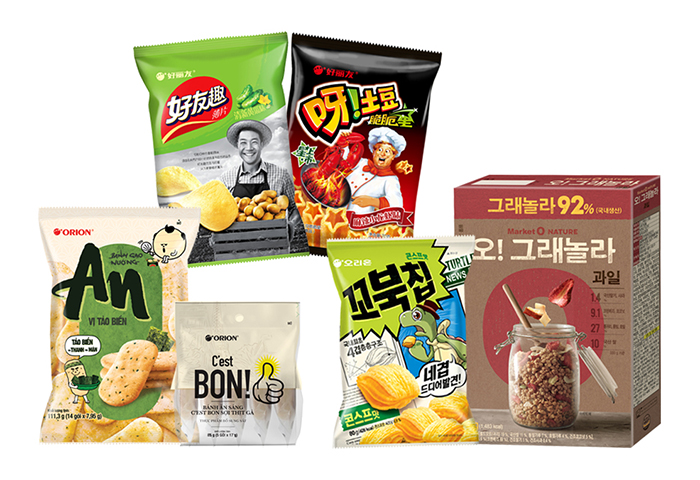 지난 3월 한국·중국·베트남에서 인기를 끌고 있는 과자 제품들. 사진=오리온 제공
